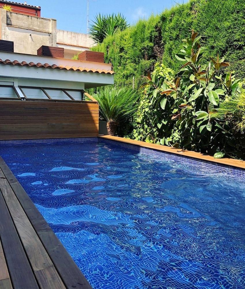 Beatrix 2000 Apartment ปิเนดาเดมาร์ ภายนอก รูปภาพ