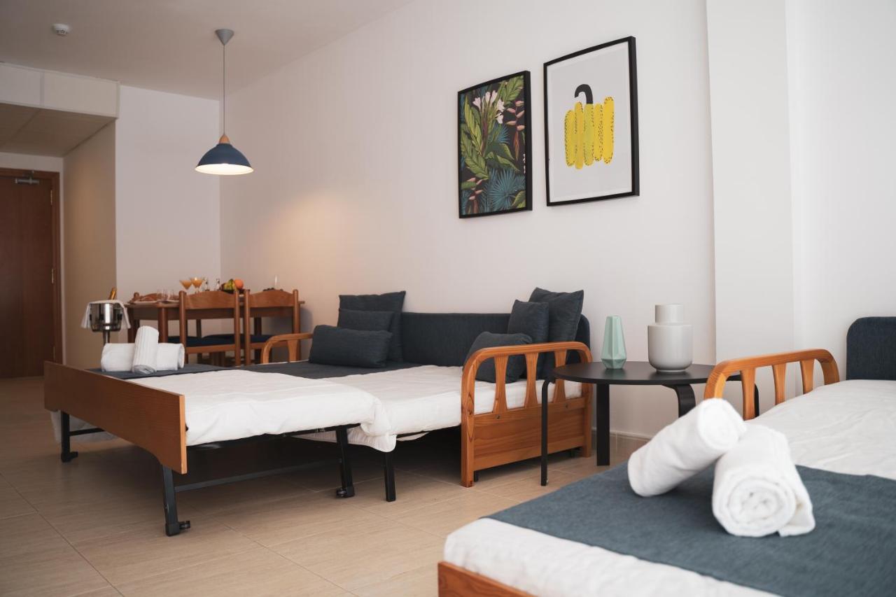 Beatrix 2000 Apartment ปิเนดาเดมาร์ ภายนอก รูปภาพ