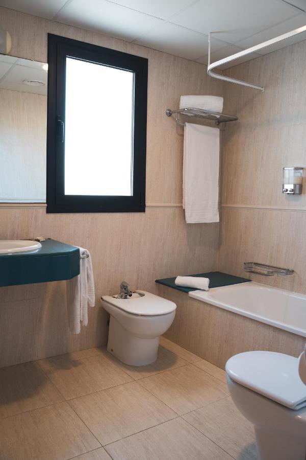 Beatrix 2000 Apartment ปิเนดาเดมาร์ ภายนอก รูปภาพ
